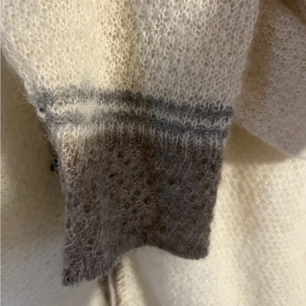 Vik Wool By Vikurprjon Iceland Sweater & Skirt - Picture 4 of 4